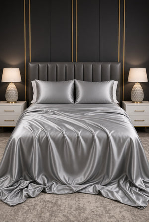 Mulberry Silk Duvet Set in Silver